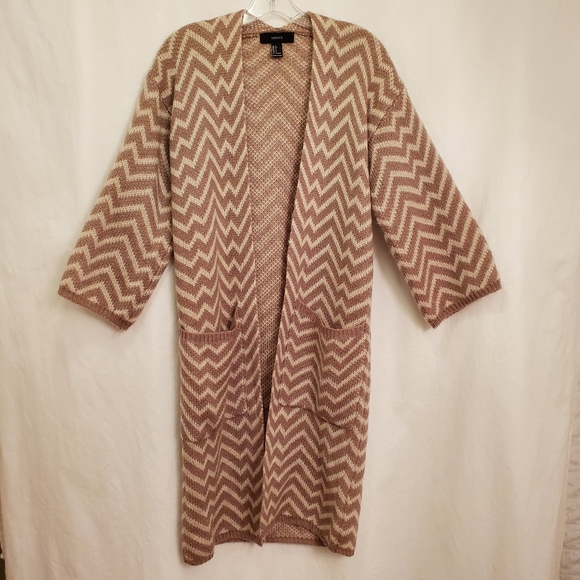 Forever 21 Chevron Pattern Long Cardigan - Picture 2 of 8